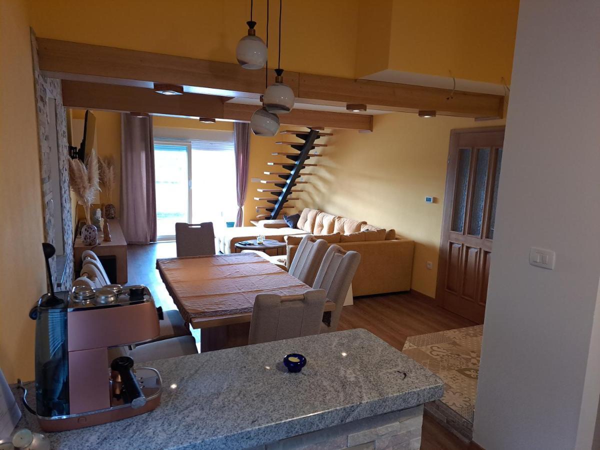 Palit Apartman Vidas מראה חיצוני תמונה